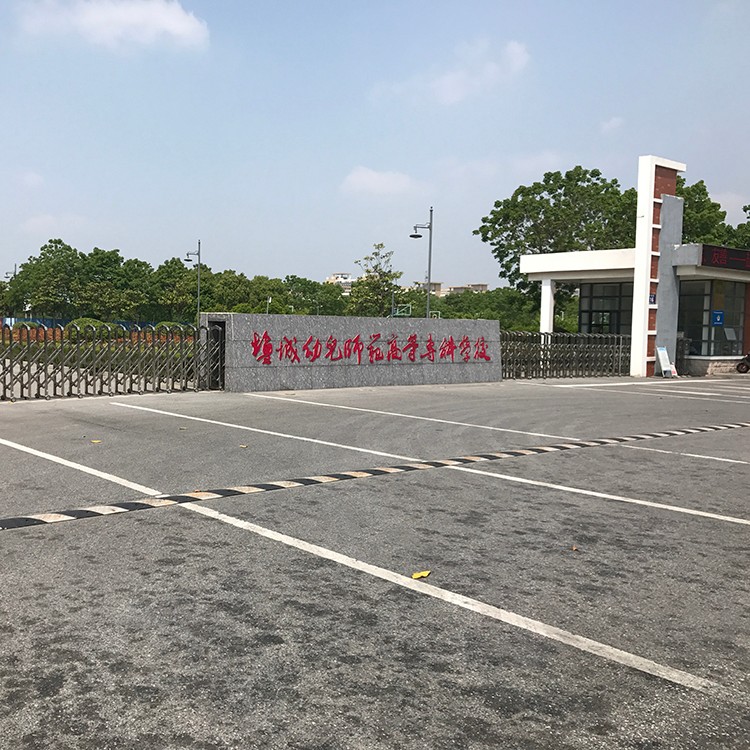 固定式可燃气体检测仪安装场地实拍图